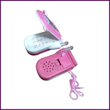 Nostalgia Classic Flip Cover Kids Electronic Music Luminescent Mobile Phone Toy