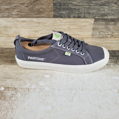 Cariuma OCA Low Pantone Mens Shoes Size 9 Low Top Canvas Sneakers