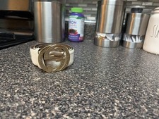 Men’s Gucci Belt White with Gold Buckle 100% Authentic Made In Italy