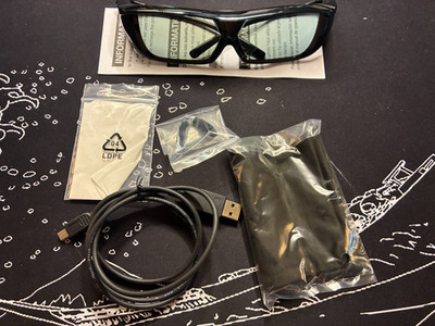 Sharp AQUOS 3D Glasses Lunettes 3D KOPTLA004WJQZ Active Shutter Eyewear Single