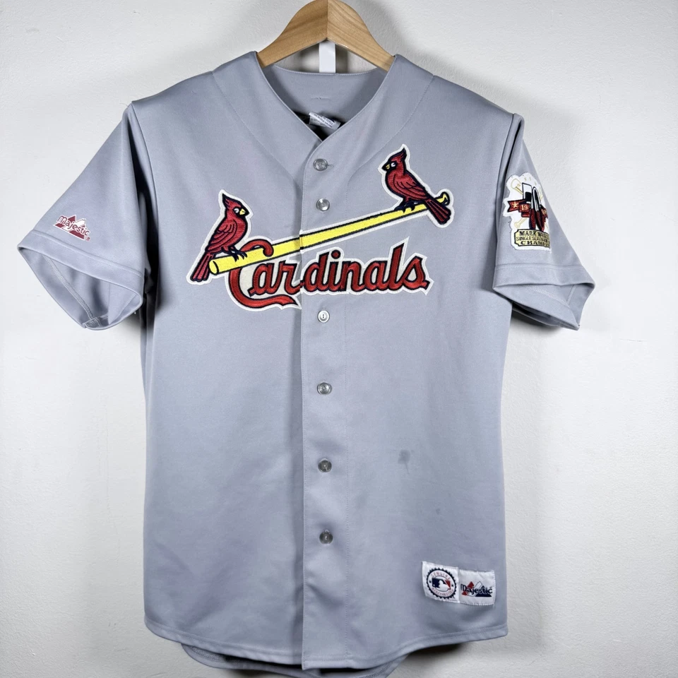 Mark McGwire St. Louis Cardinals 70 Home Runs 1998 Majestic Jersey Size Large - Image 2 of 4