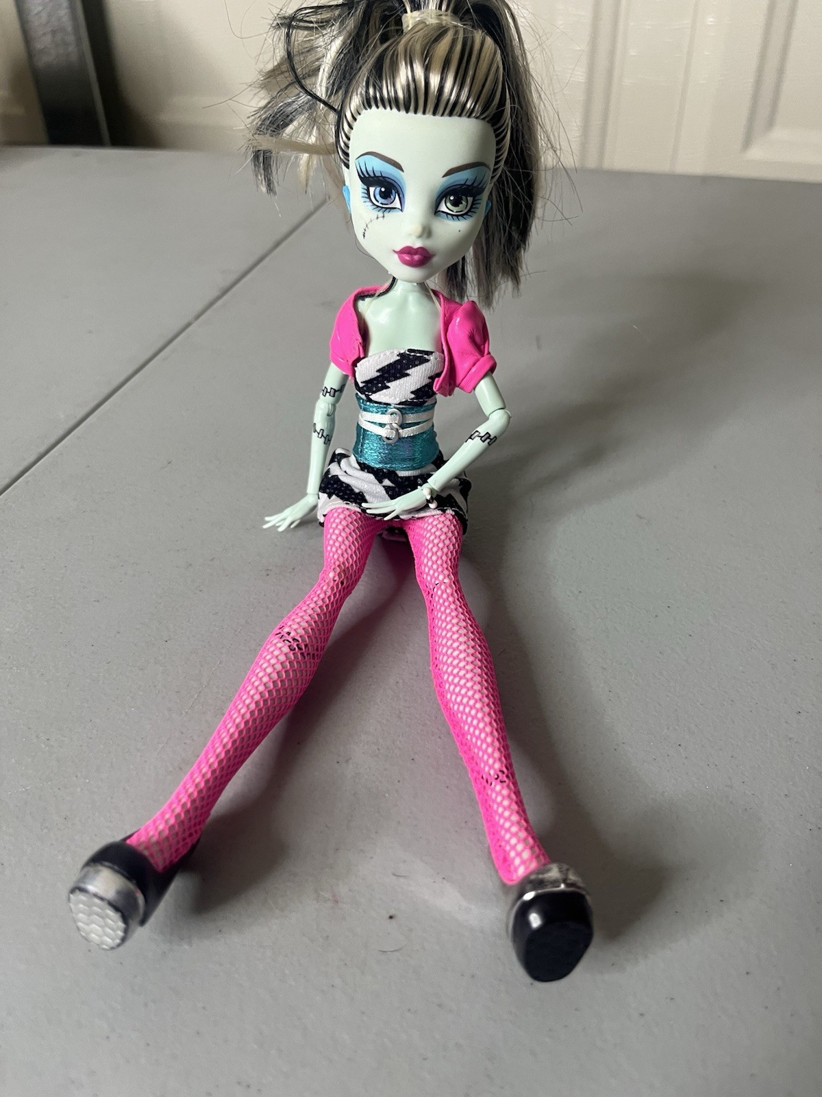 Monster High Dawn Of The Dance Frankie Stein Doll