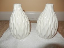 Vases en céramique blanche NEUF (2) - JAMAIS utilisés