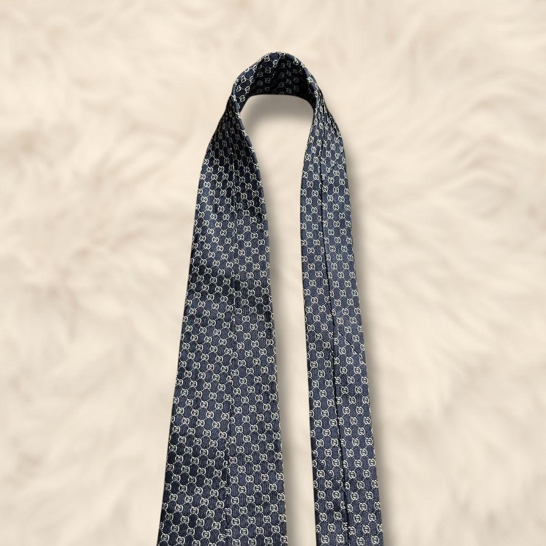 Gucci GG Pattern Interlocking Navy White Silk Nec… - image 7