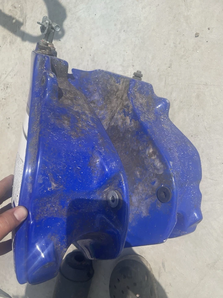 Yamaha TTR-225 1999 tanque de gasolina Foto 3 de 3