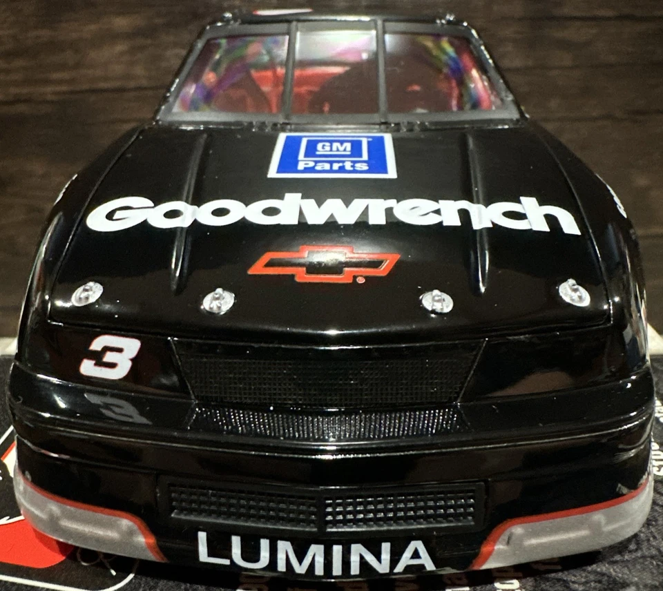 Dale Earnhardt GM Goodwrench Lumina Championship 1990 1/24 Action Nascar Bank Foto 3 de 4