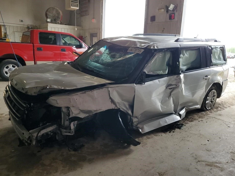 2016 FORD FLEX  Fuel Filler Door  Foto 2 de 4