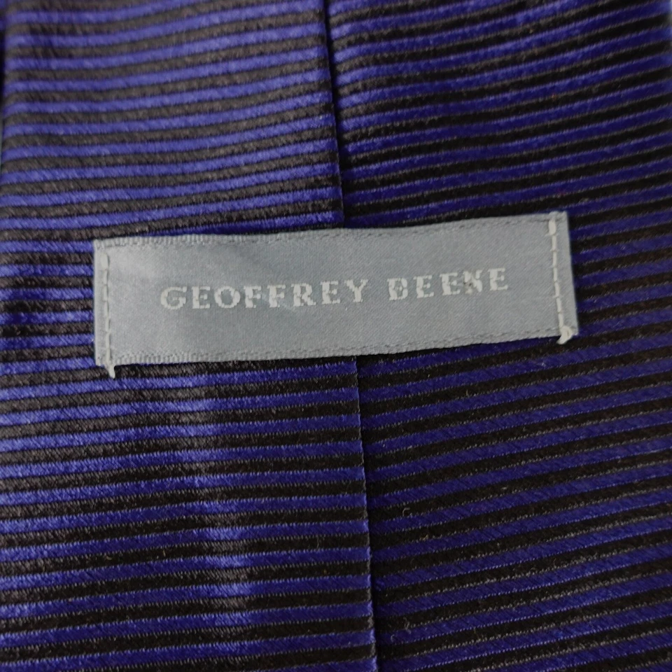Corbata Azul Oscuro Cuello Sólida Hombres Diseñador de Seda Tejido Vestido Traje Fiesta GEOFFREY BEE Foto 4 de 4