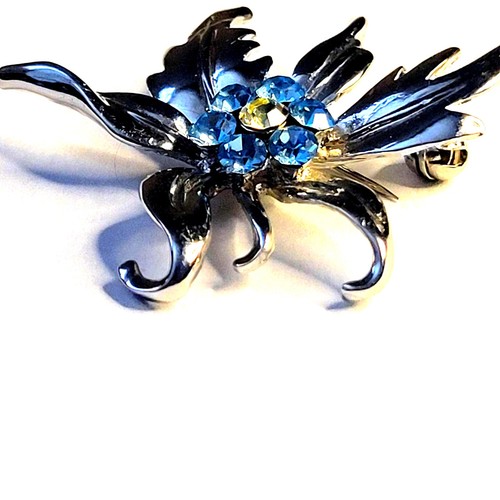 Silver Color Fine Floral Leaf Brooch Aurora Borealis Blue Rhinestones in Middle - Picture 5 of 7