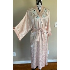 NATORI VINTAGE Pink Medium Satin Swirl Pattern Flower Cutout Robe Kimono Belted