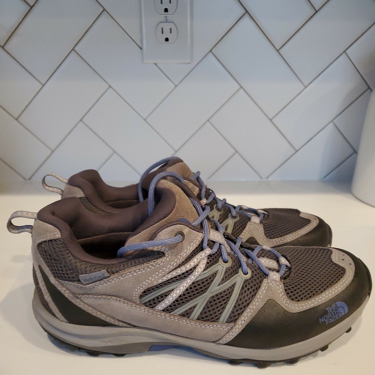 The North Face Shoes Women's 10 Vibram Hiking Outdoor Grey Low Top