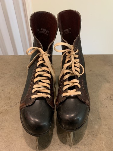 Vintage American Wildcat Ice Hockey NHL Skates Size 11-1/3