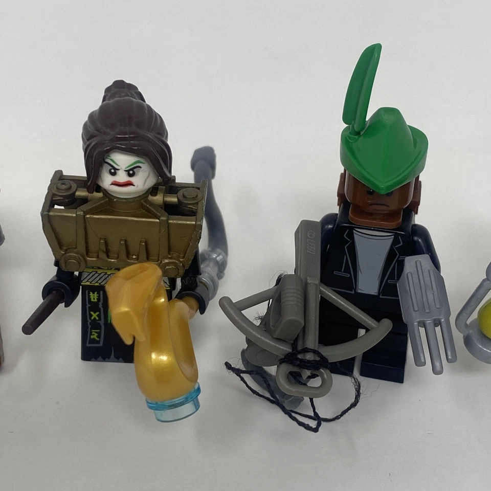 Custom Lego Castle Thieves Minifigs MOC “The Band of the Invisible Hand” 7 figs - Image 4 of 4