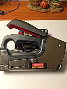 Craftsman Professional Staple Gun Plus Extra Staples | eBay