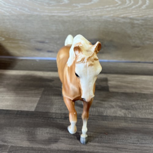 Breyer Classic Palomino Pferd - Bild 2 von 10