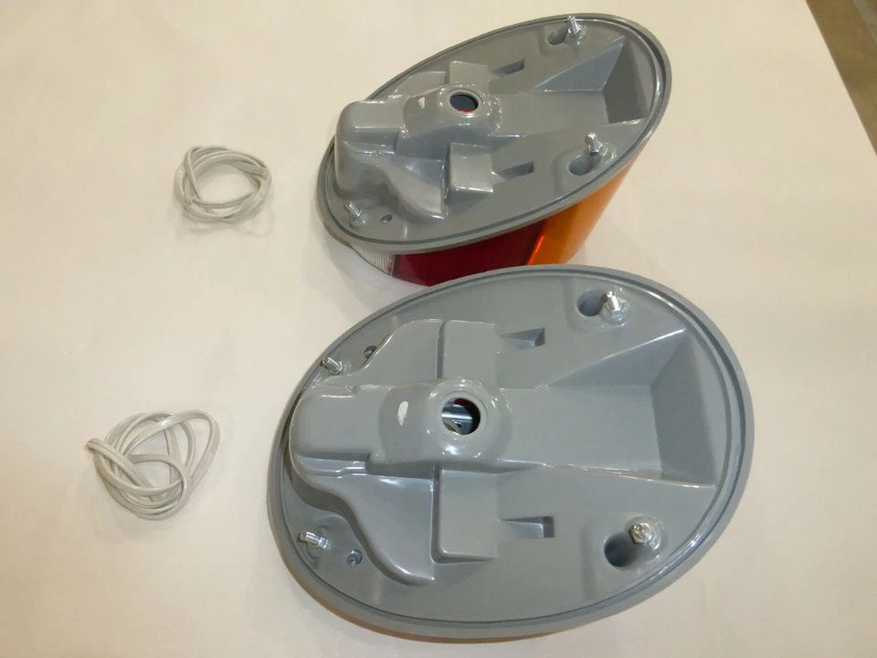 VW BUG & SUPER BEETLE 1973-1979 LANTERNAS TRASEIRAS VOLKSWAGEN TIPO 1 UNIVERSAL L & R - Imagem 3 de 4