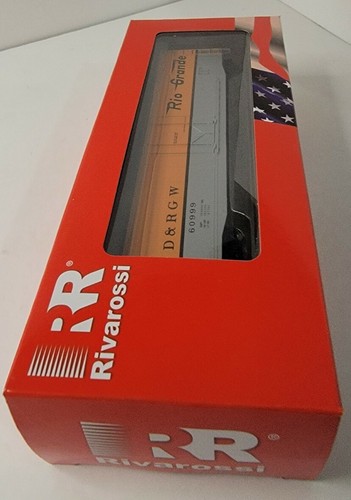Rivarossi HO 50ft Sliding Door Boxcar without Roofwalk D&RGW #60999 - Picture 3 of 5