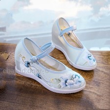 Chinese Old Beijing Embroidered Flower Women Bride Hanfu High Heel Casual Shoes