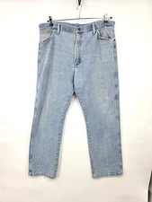 Vintage Wrangler Jeans Mens Size W38 x L30 Stone Washed Straight Blue Distressed