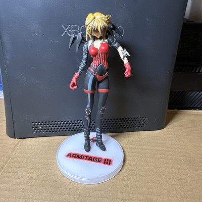 (#27).   Naomi Armitage Poly Matrix III McFarlane Toys  (2001)