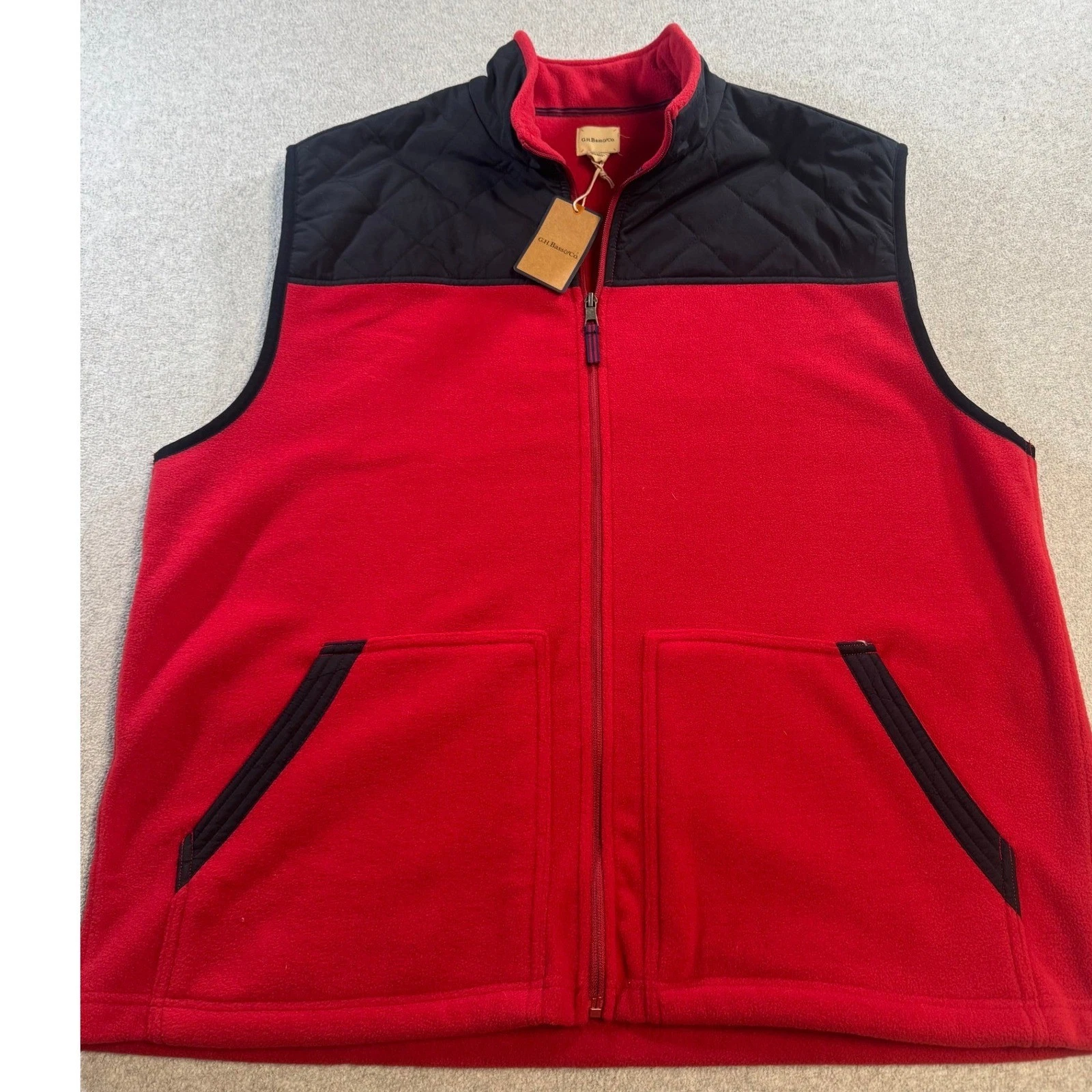G.H. Bass & Co Fleece Vest Mens XXL Red Black NEW Quilted Shoulder Full Zip