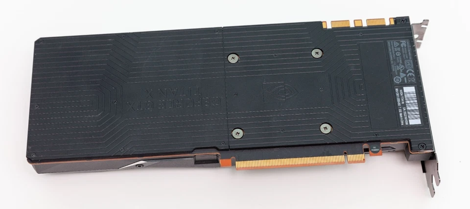 Nvidia Titan Xp 12GB DDR5X 384-Bit Bus HDMI DP 900-1G611-2530-000 Graphics Card - Image 3 of 4