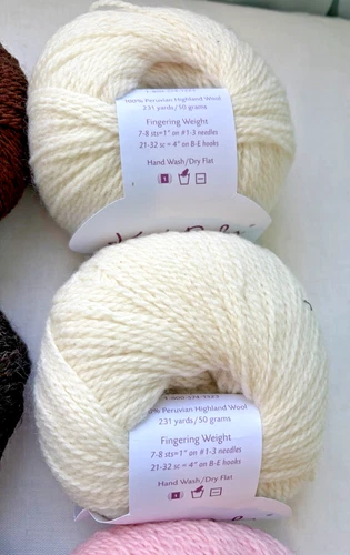 Knit Picks PALETTE - Lot 16 - Peruvian Highland Wool - Fingering - 231 yds/50g image 4