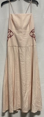 green emerald velvet dress Cassandra Embroidered Midi Dress Vera main image 0