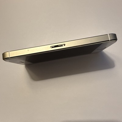Apple iPhone 5s Model A1533 Sold for Parts Only Gold Doesn't
