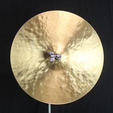 Istanbul Agop 15" 30th Anniversary Hi Hats - 892g/1145g video demo 