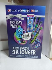 Crest  Oral-B Kids Holiday Pack Gift Set 4 Color Changing Brushes Stickers New