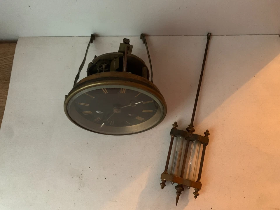 ancien mouvement de pendule de cheminée avec son balancier au mercure et une clé - Photo 3/4