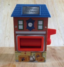Thomas the Tank and Friends Knapford Mail Depot Accessory Toy Wood and Plastic