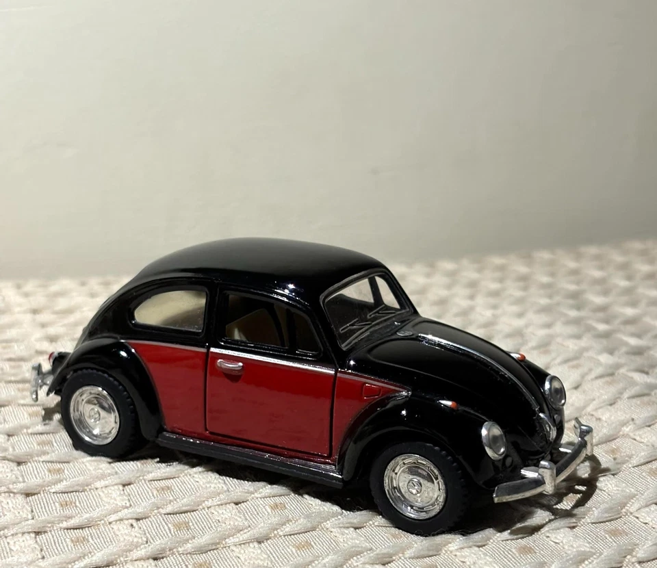 Volkswagen Beetle diecast 1/34 - Image 4 of 4