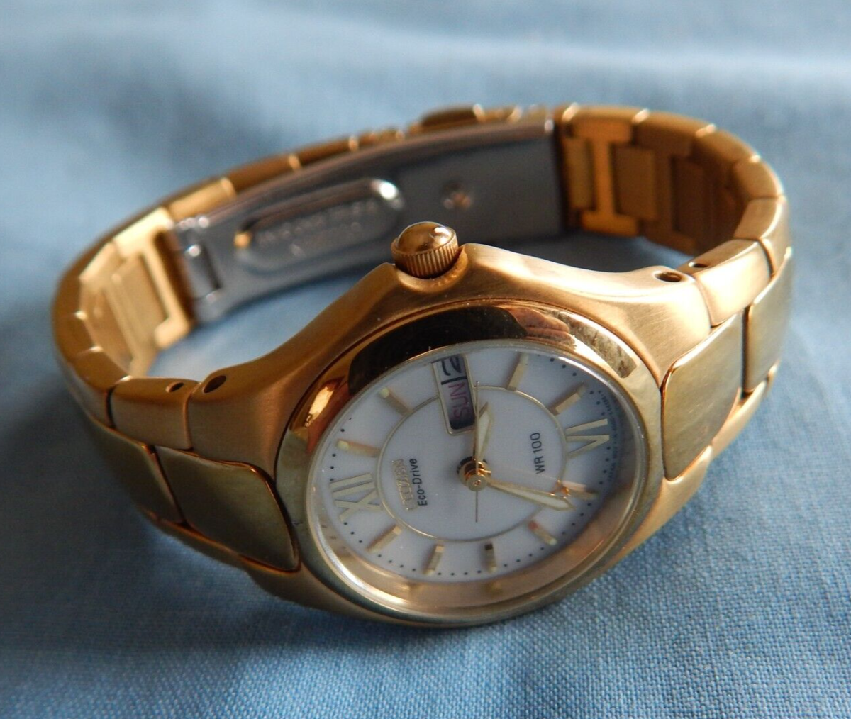 Citizen Wave Wr100 Black Dial Large Number - Needs Band