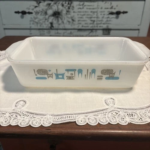 Anchor Hocking Vintage Fire King Baking Dish  Blue Heaven 10.5” X 5,25” X 2.5”