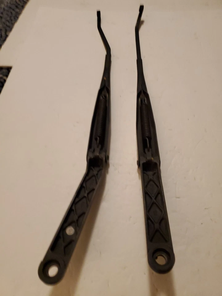 1996 2004 ACURA RL LEFT & RIGHT WINDSHIELD WIPER ARMS OEM  - Image 4 of 4