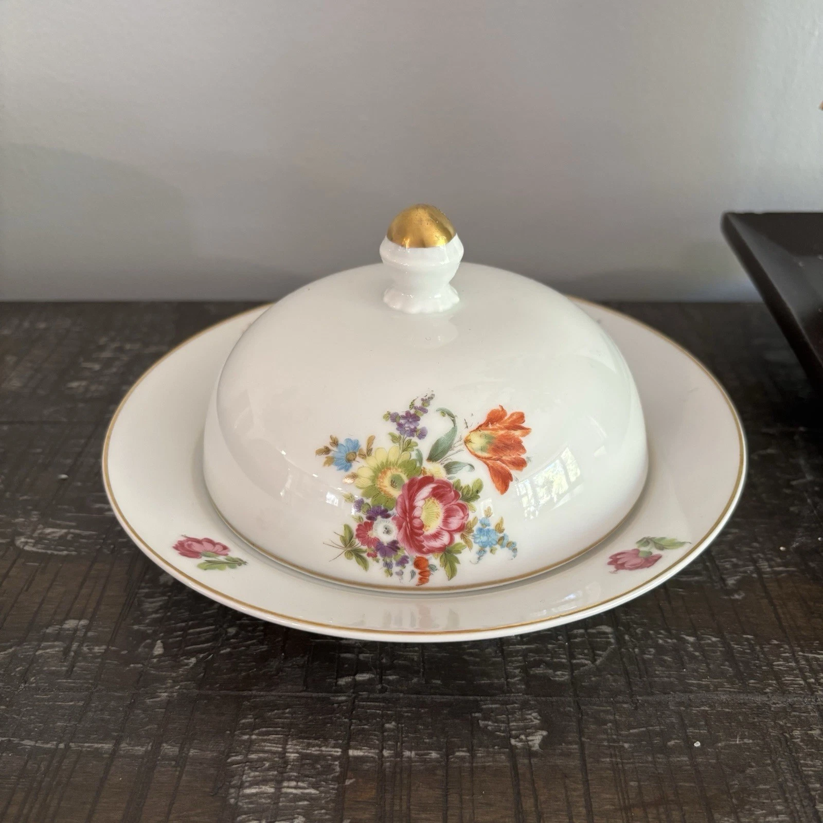 Czechoslovakia Round Covered Butter Dish W/ Insert beautiful flower accents