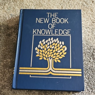 The New Book of Knowledge Vol 1A by Grolier 2002 Illustrated Hardcover
