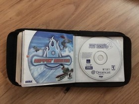 SEGA Dreamcast Console Bundle Lot 16 Games 4 Controllers VMU Carrying Case Works