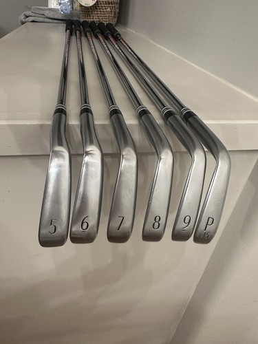 Set Fers Titleist T100 '23 - 4 à P - NS Pro Modus Tour 120 Stiff - Gaucher - Occasion