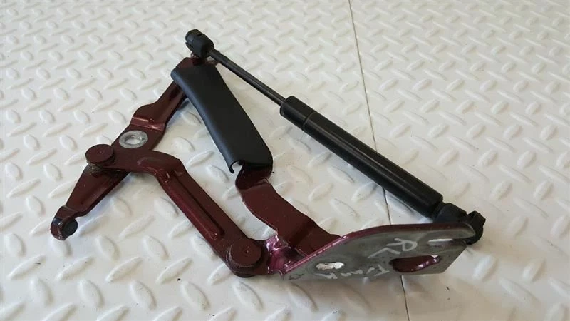 Шарнир крышки багажника со стороны водителя для Audi A4 quattro 2001 года с стойкой - Изображение 2 из 4