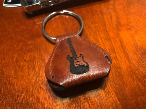 HANDMADE FULL GRAIN LEATHER GUITAR PICK HOLDER KEYCHAIN - MADE IN USA!