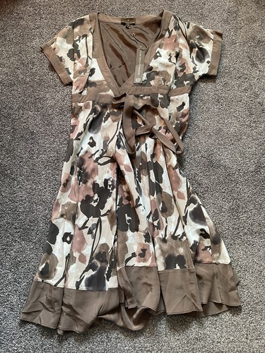 NWT Womens Fenn Wright Manson Wrap Dress, Size 12, 100% Silk, Brown, Floral (44)