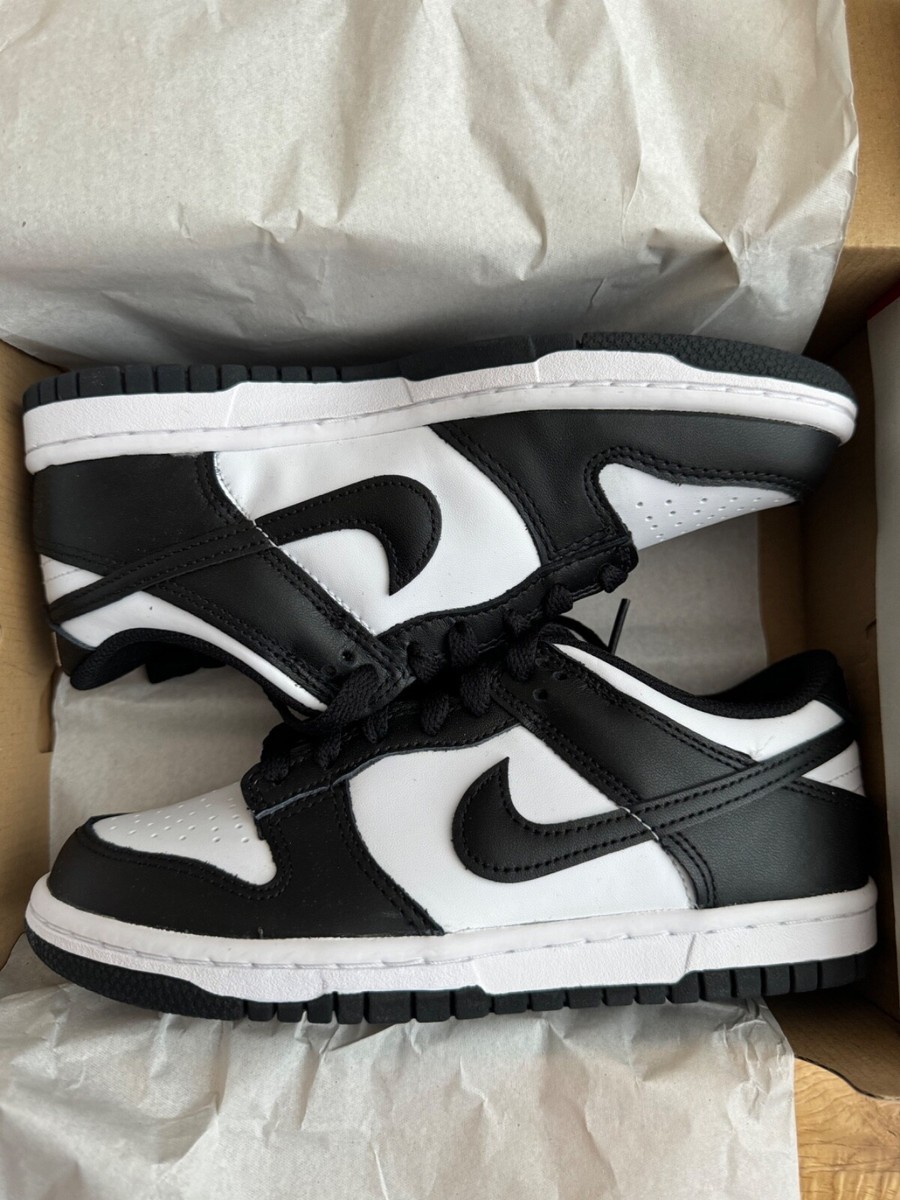 NIKE DUNK LOW BLACK WHITE PANDA GS SIZE UK 4 US 4.5Y NEW W