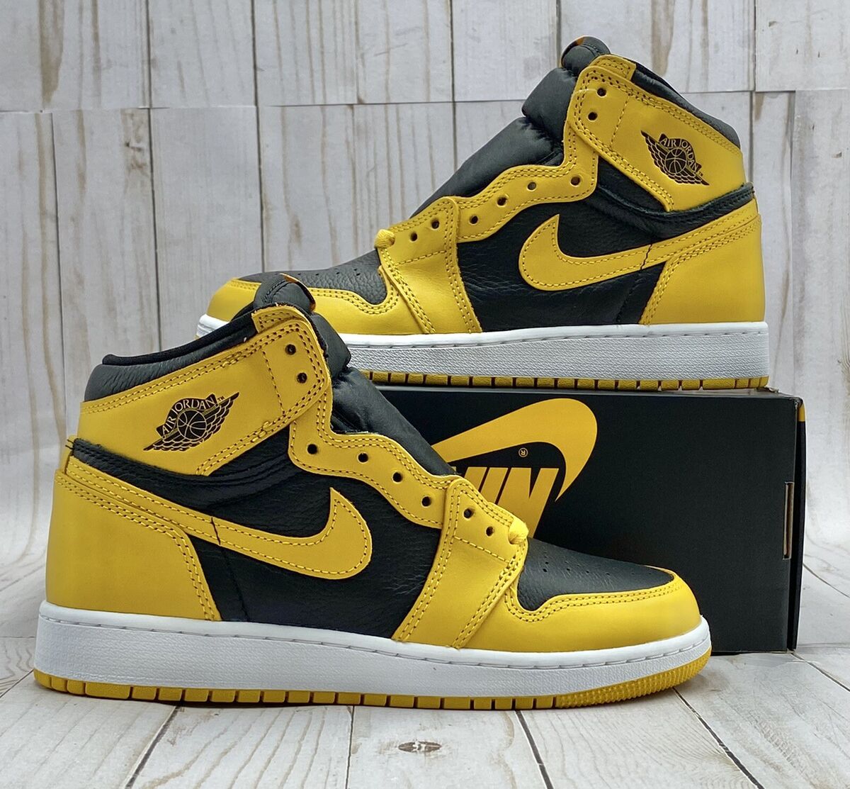 Nike Air Jordan Retro 1 High OG GS Pollen Size 5.5y 575441 Nike Air Jordan Retro 1 High OG GS Pollen Size 5.5y 575441
