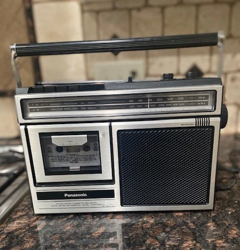 Vintage Panasonic RX-1450 FM/AM Radio Cassette Recorder - Tested And Works!