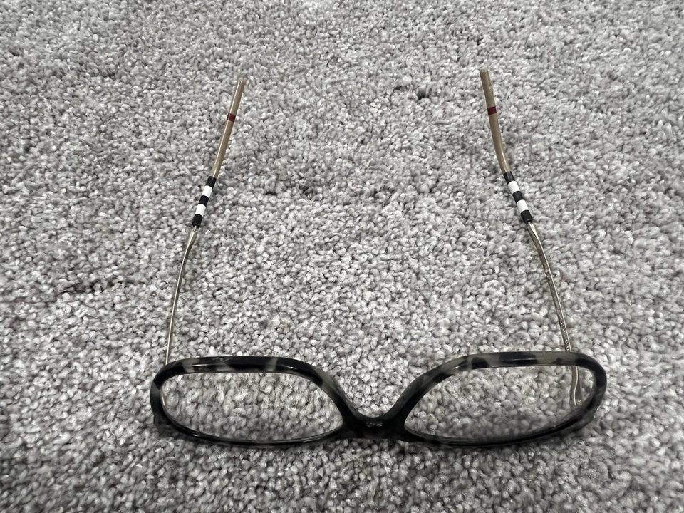 Monturas de gafas Burberry B2271 3533 54-17-140 gris cuerno acetato ojo de gato para mujer Foto 2 de 4