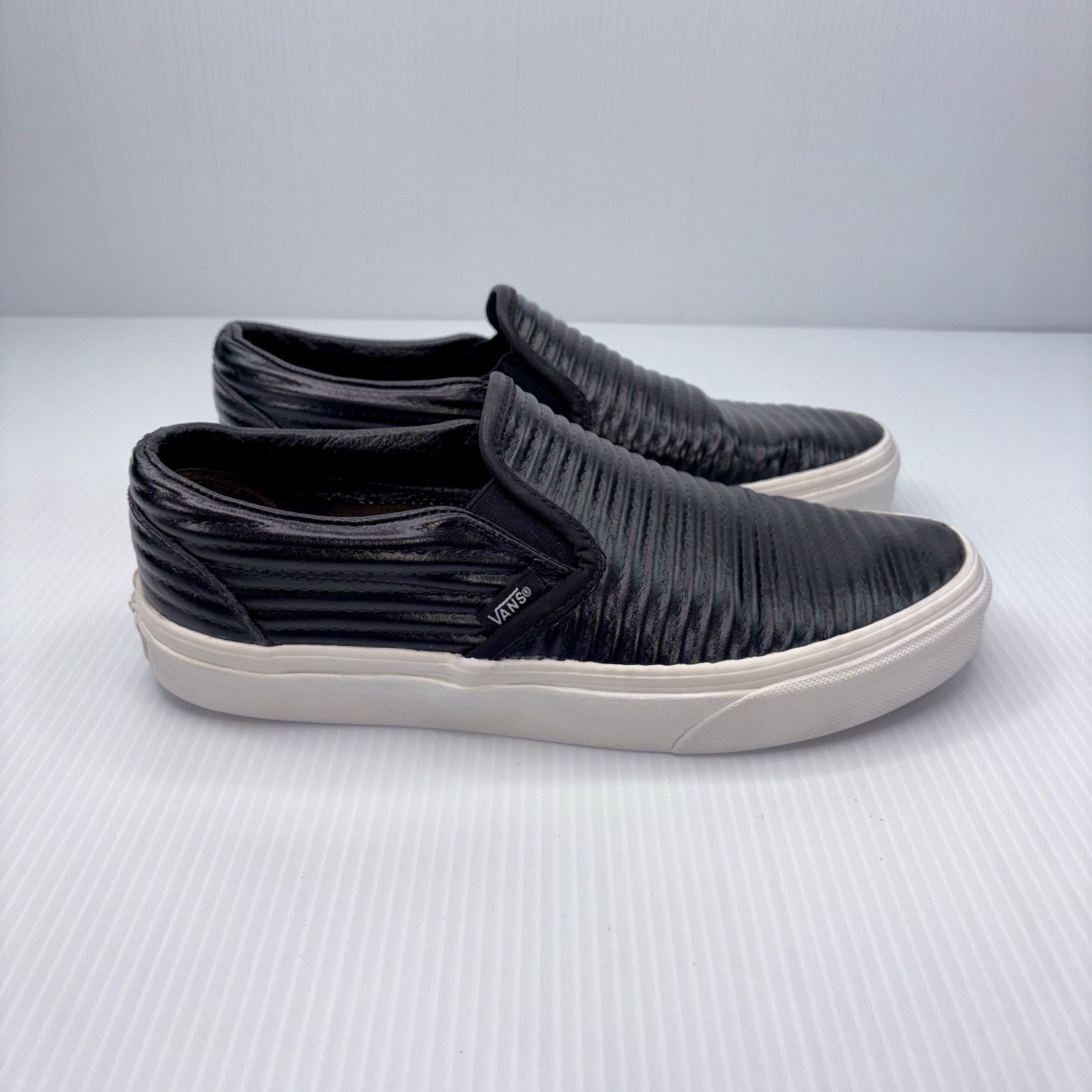 Vans Classic Slip-On Black Moto Leather Unisex Men's 7.5 Women's 9 VN0A38F7OGG