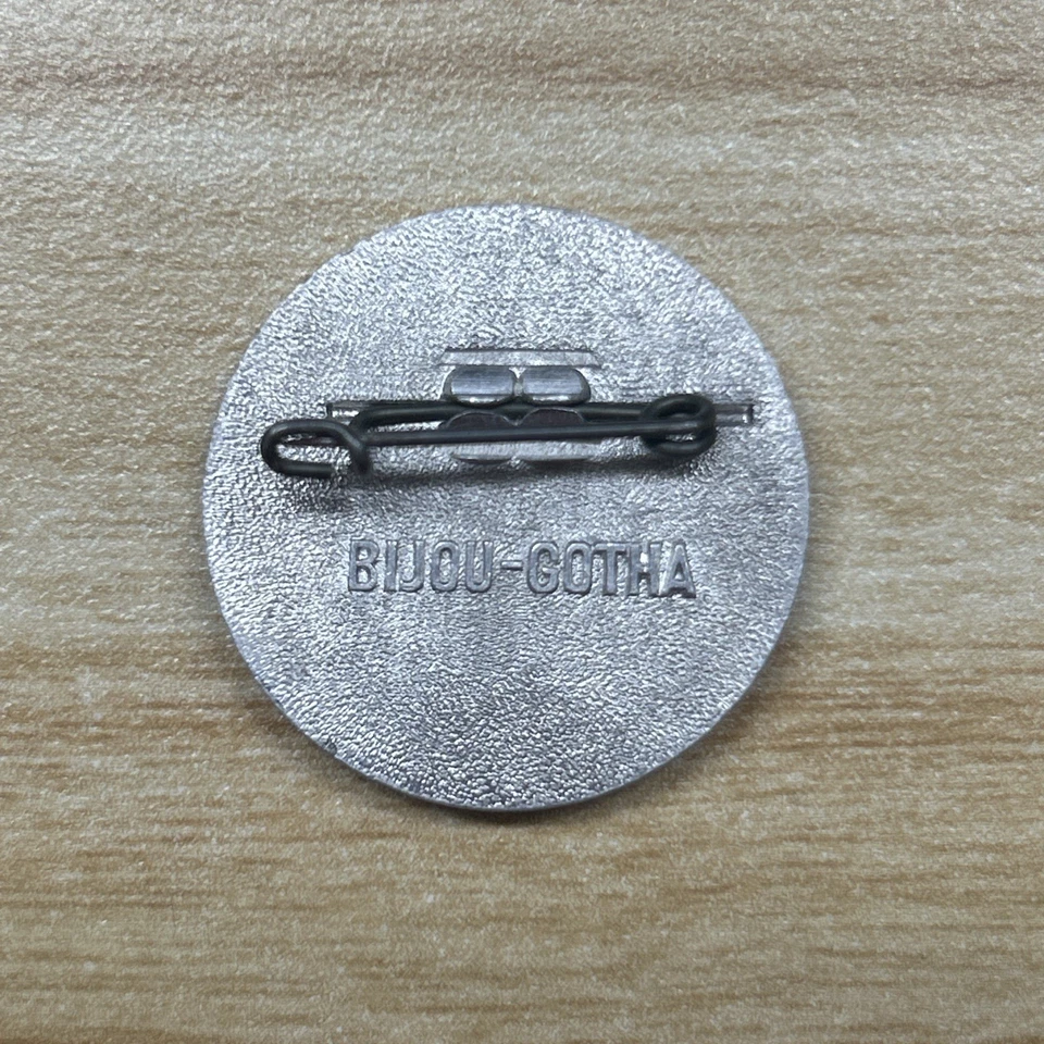 Insignia RDA FDJ MMM Messe der Meister von Morgen 1961 - Imagen 2 de 2